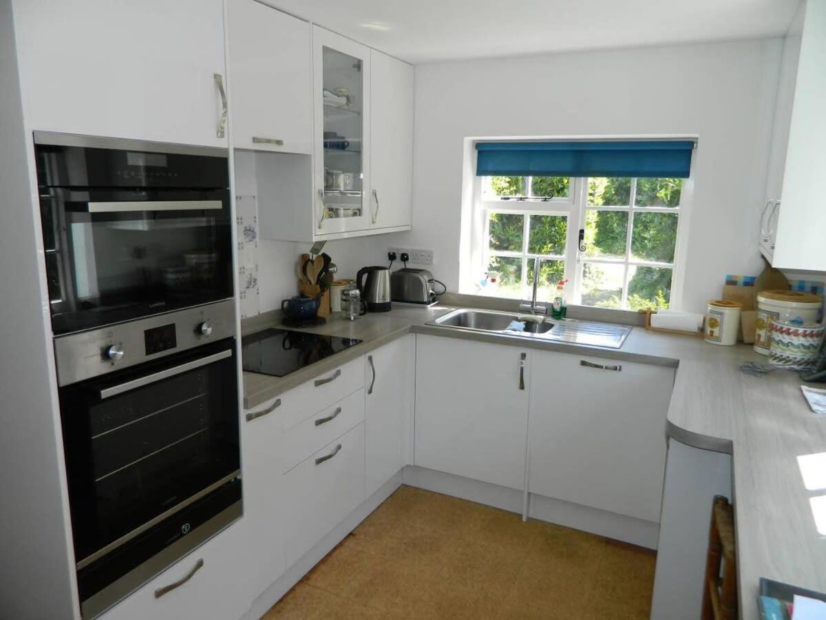 River Cottage A Country Retreat In Wooded Gardens East Stoke  Exterior foto